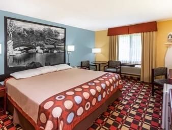 Econo Lodge *